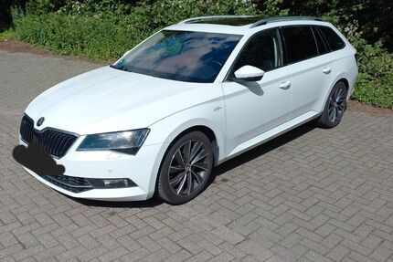 Skoda Superb 131.000 km 19.700 &euro; Bottrop 46240