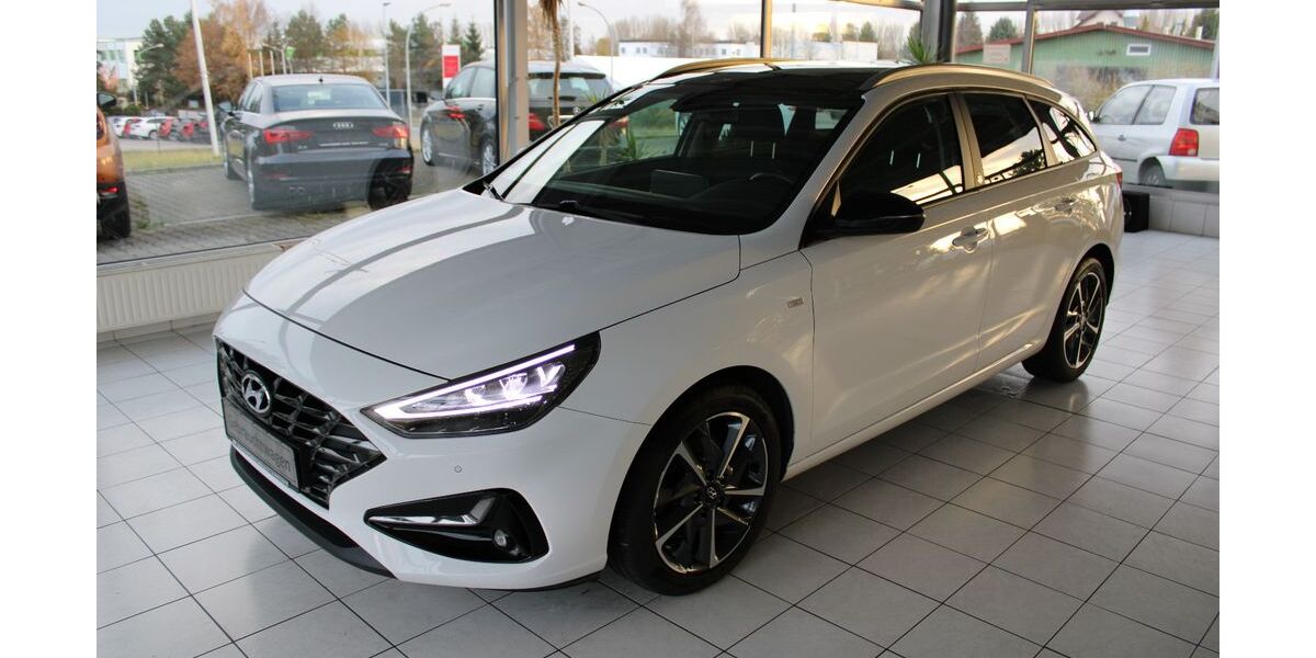 Hyundai i30 76.987 km 16.990 € Waldheim 04736