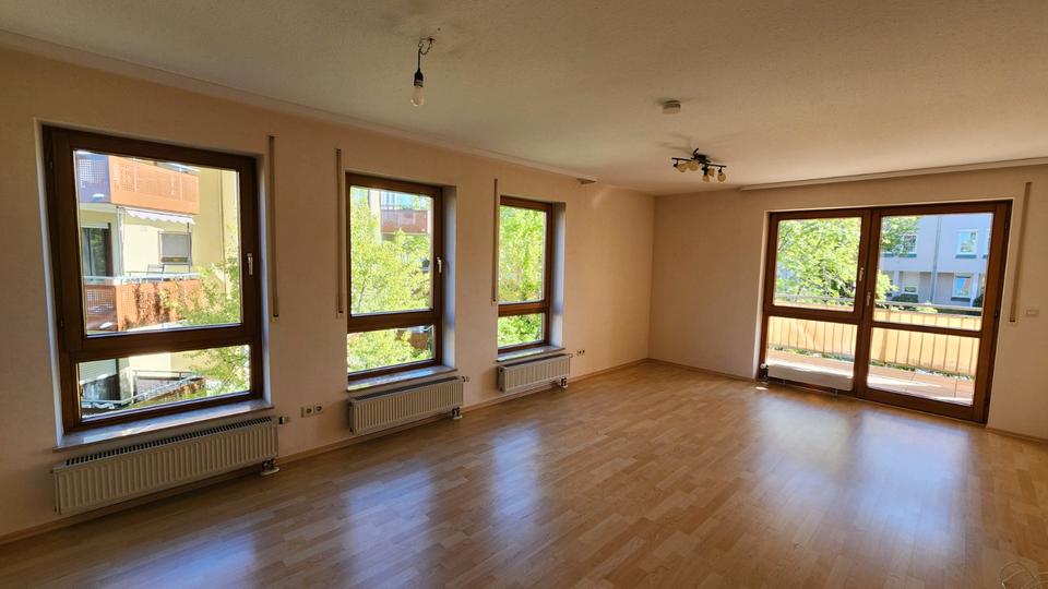 Etagenwohnung Schwäbisch Hall - 2.5 Zimmer, 70 m&sup2;, 205.000&euro; | Angebot:27024810