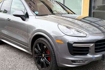 Porsche Cayenne 180.000 km 24.800 € Flörsheim 65439