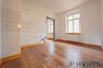 Zweifamilienhaus in ruhiger Naturlage mit Wassernähe– saniertes ehemaliges Bahnhofs-Häuschen - Zweifamilienhaus Sternebeck | Angebot:26095138