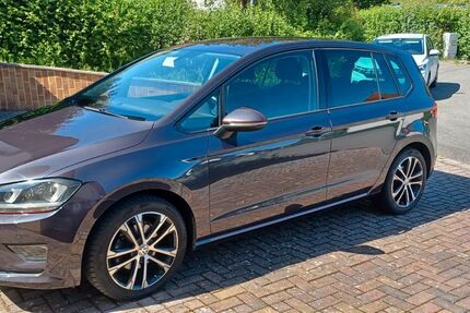 VW Golf Sportsvan 97.000 km 12.500 &euro; Ahorn 96482