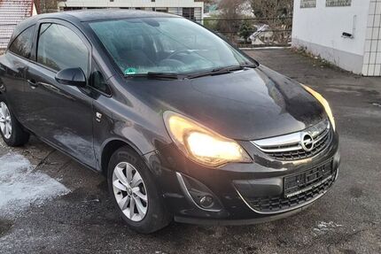 Opel Corsa 89.300 km 5.500 &euro; Reutlingen 72766