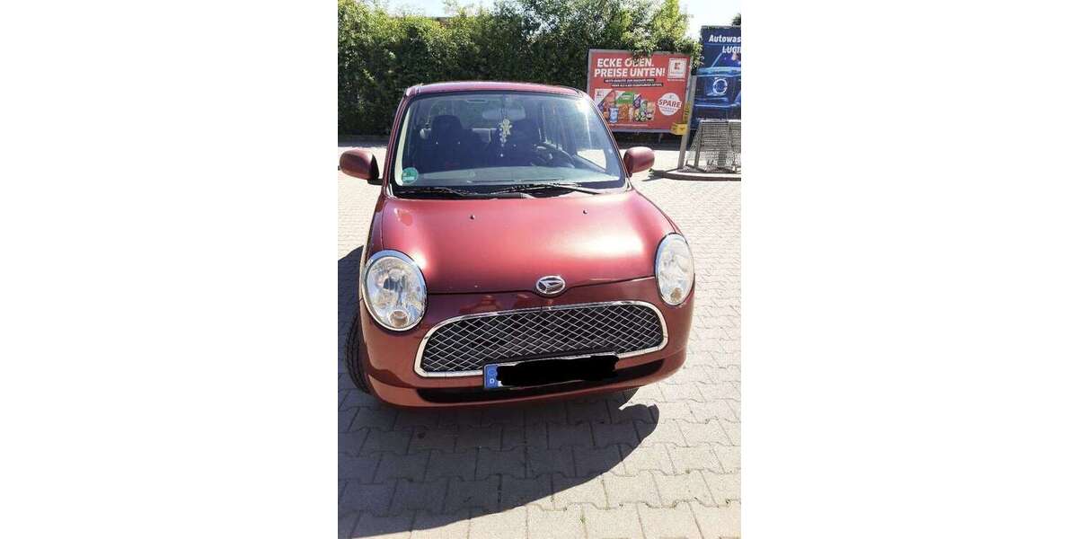 Daihatsu Trevis 104.000 km 3.990 &euro; Fellbach 70734