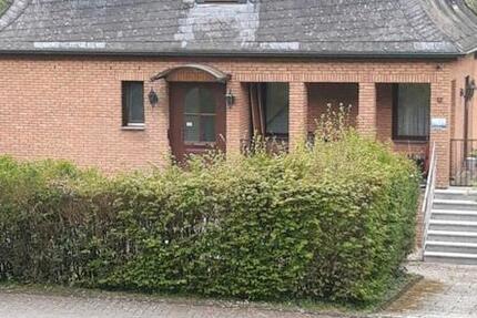 Wohnung Hennef (Sieg) - 3 Zimmer, 75 m&sup2;, 800&euro; | Angebot:25382879