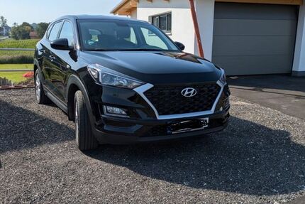 Hyundai TUCSON 65.000 km 18.200 € Falkenberg 84326