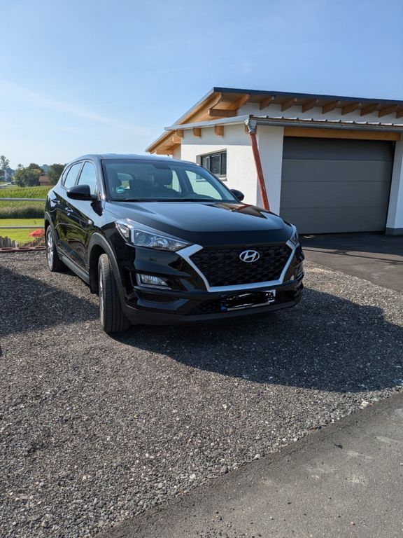 Hyundai TUCSON 65.000 km 18.200 € Falkenberg 84326