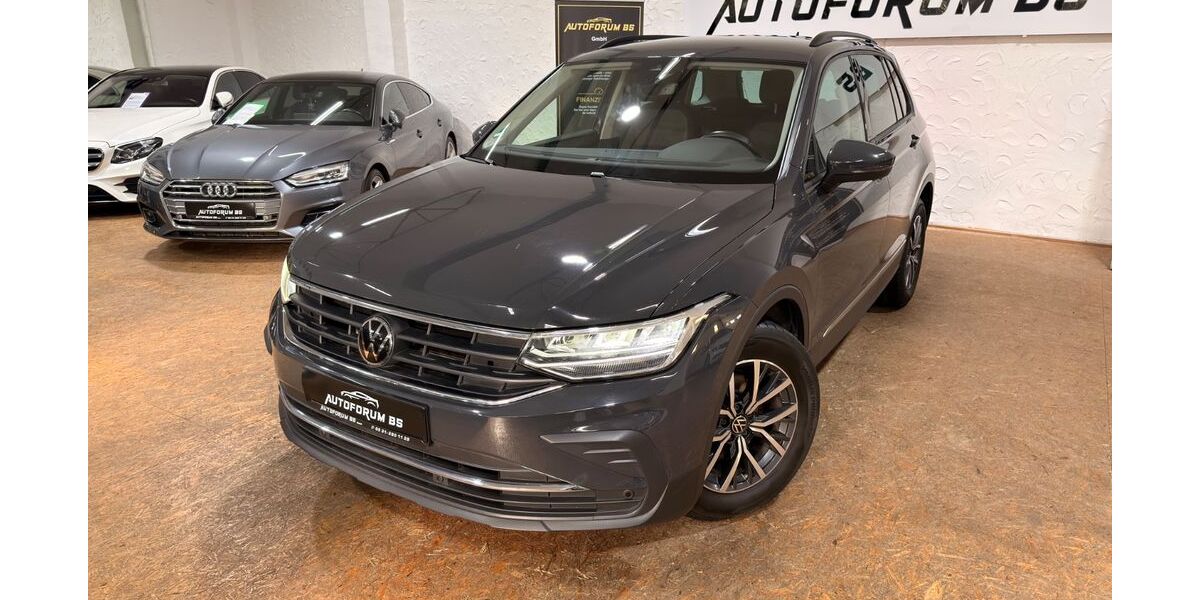 VW Tiguan 106.450 km 22.990 &euro; Braunschweig Wenden 38110