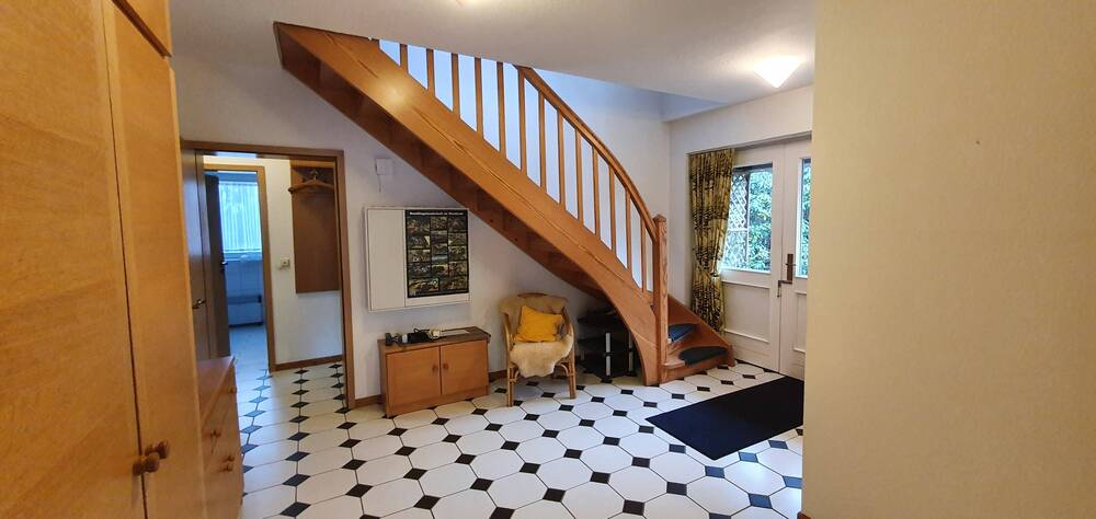 Sehr gepflegt und geräumig in ruhiger, bevorzugter Lage * 2 Küchen, 2 Bäder, Carport, Terrasse, Balkon, 2 Gartenteiche - Mehrfamilienhaus, Wohnhaus Gorleben | Angebot:19096233