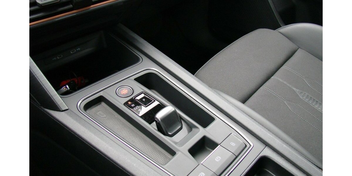 Cupra Leon ST VZ e-Hybrid ACC Navi Beats Matrix-LED 22.033 km 28.980 &euro; Falkensee 14612