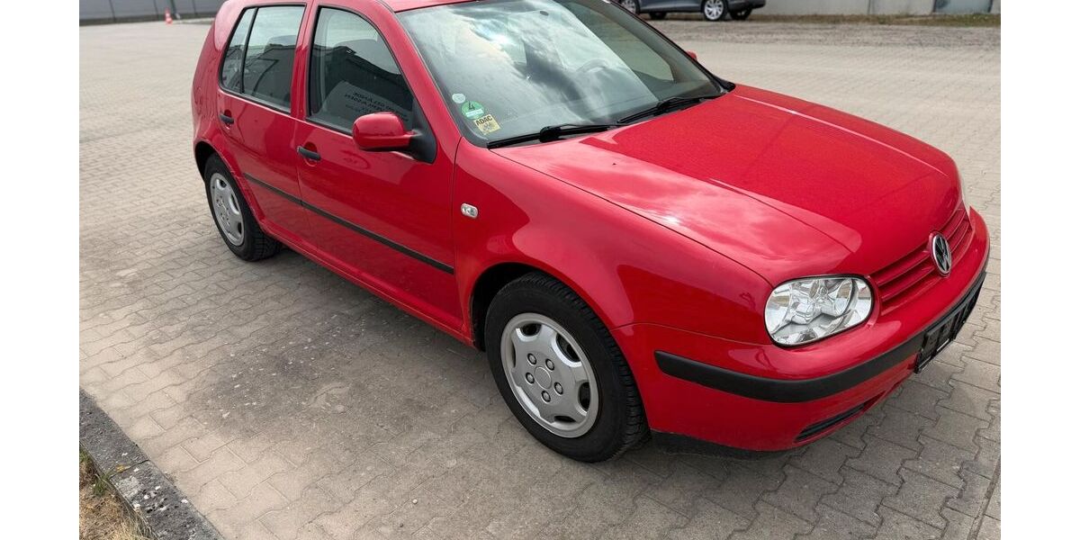 VW Golf 246.000 km 599 &euro; Löwenberger Land OT Teschendorf 16775