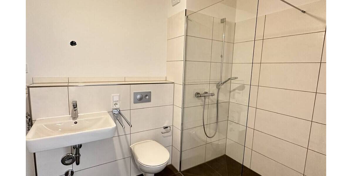 Etagenwohnung Frankfurt am Main Gallus - 2 Zimmer, 64 m&sup2;, 1.270&euro; | Angebot:26672450