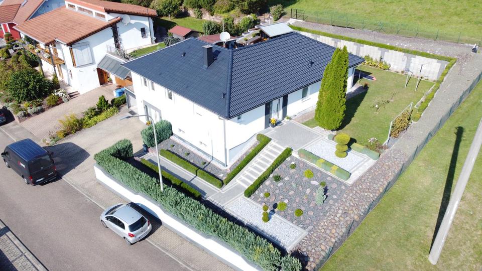 Mehrfamilienhaus, Wohnhaus Höheinöd - 7.5 Zimmer, 263 m&sup2;, 399.000&euro; | Angebot:26997468