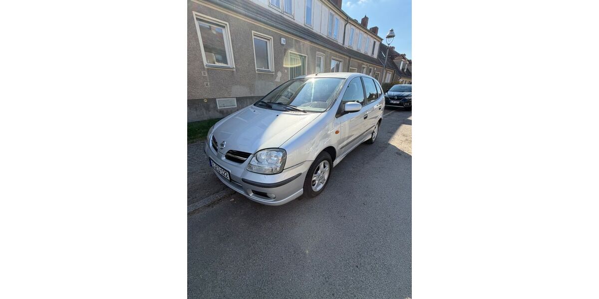 Nissan Almera Tino 77.100 km 4.500 &euro; Berlin 13591