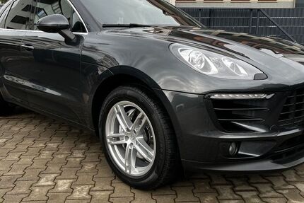 Porsche Macan 168.963 km 28.500 &euro; Frankfurt am Main / Bergen-Enkheim 60388