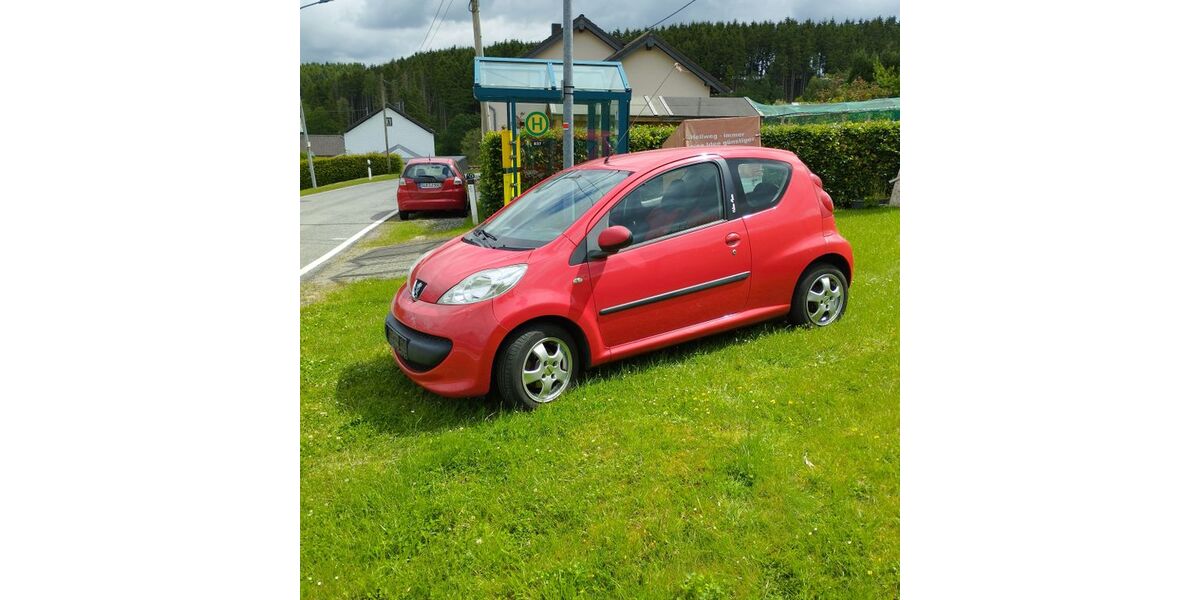 Peugeot 107 213.825 km 1.450 &euro; Hellenthal 53940