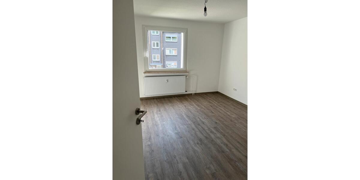 Wohnen auf Zeit Dortmund Brackel - 1 Zimmer, 20 m&sup2;, 410&euro; | Angebot:26398814