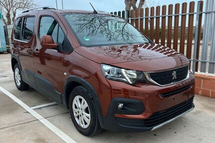 Peugeot Rifter 199.000 km 11.990 &euro; Frankfurt am Main 60326