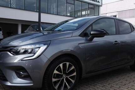 Renault Clio 25.500 km 12.490 &euro; Eichstätt 85072