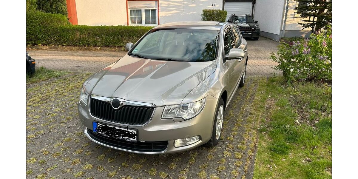 Skoda Superb 218.865 km 3.800 &euro; Landstuhl 66849