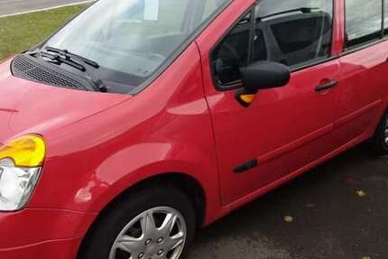 Renault Modus 138.000 km 2.500 &euro; Leupoldsgrün 95191