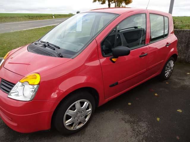 Renault Modus 138.000 km 2.500 &euro; Leupoldsgrün 95191