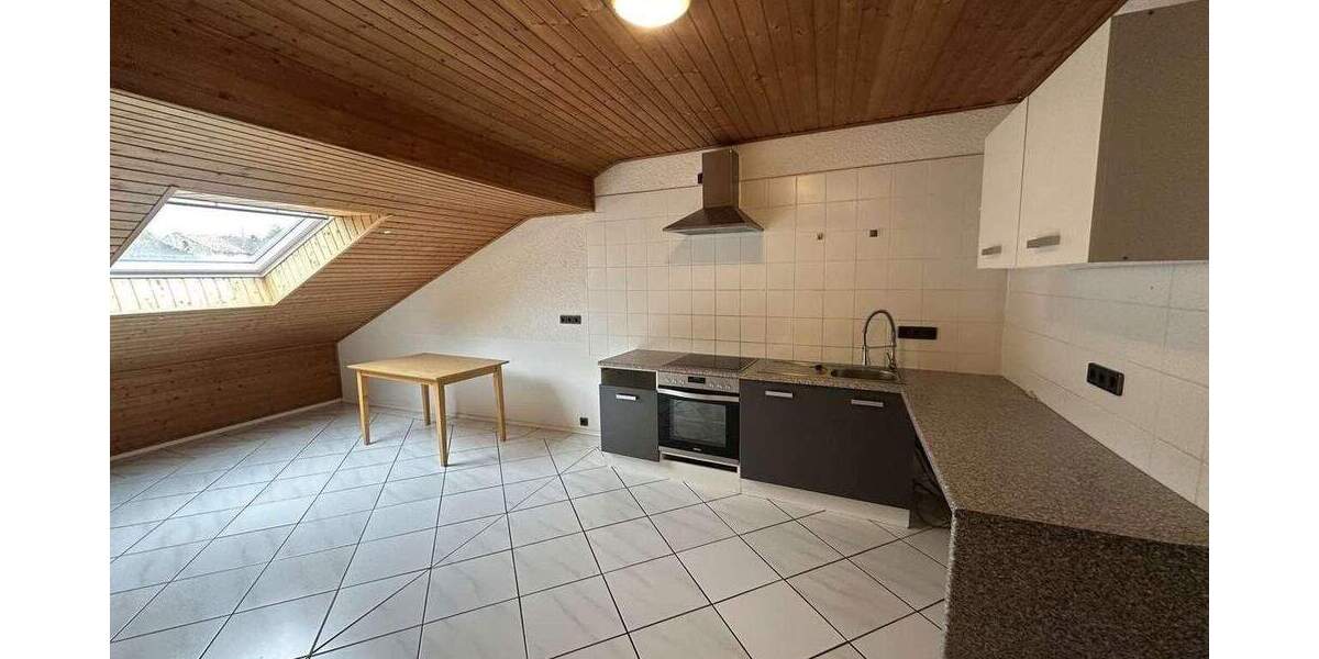 Doppelhaushälfte Rehlingen-Siersburg Oberesch - 6 Zimmer, 244 m&sup2;, 1.190&euro; | Angebot:25176430