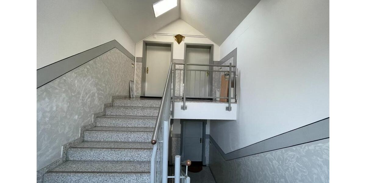 Dachgeschoßwohnung Dresden Neustadt - 2 Zimmer, 45 m&sup2;, 115.000&euro; | Angebot:25907074