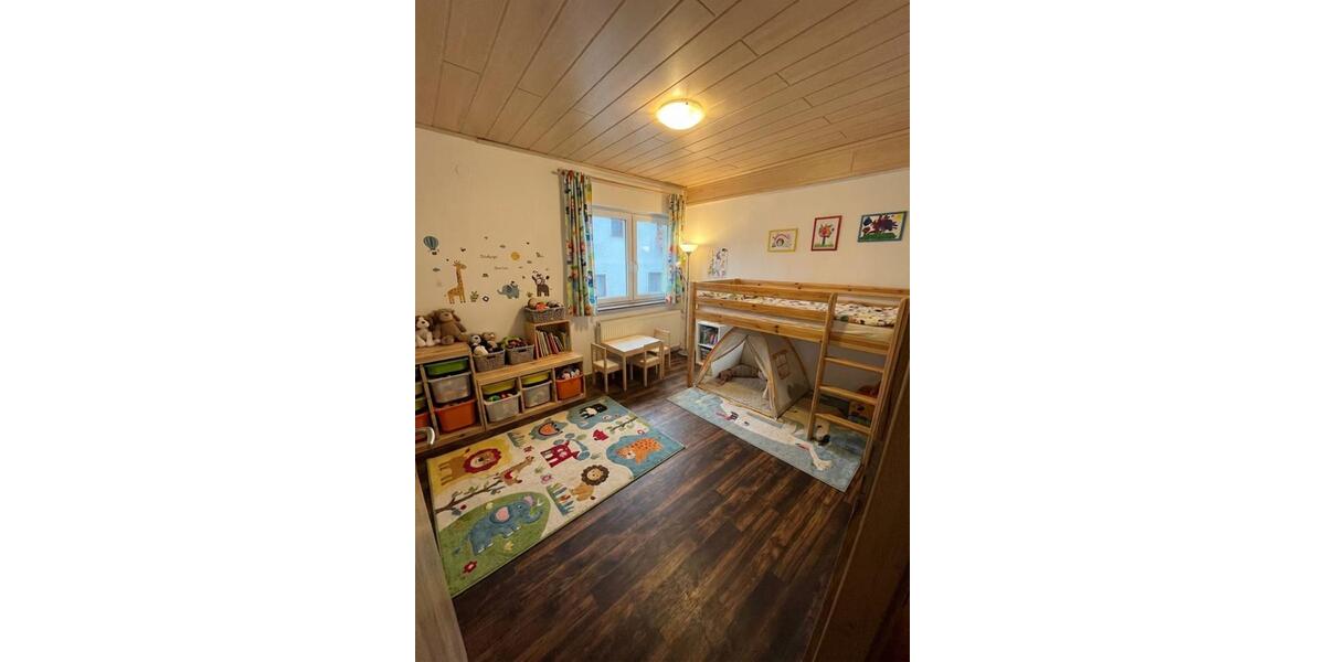 Etagenwohnung Mannheim Gartenstadt - 5 Zimmer, 105 m&sup2;, 1.080&euro; | Angebot:25634549