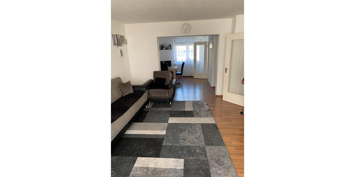 Etagenwohnung Murrhardt - 3.5 Zimmer, 90 m&sup2;, 1.150&euro; | Angebot:25856622