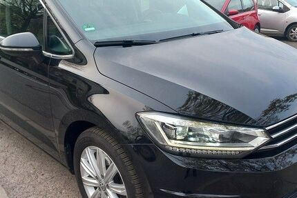 VW Touran 185.265 km 14.700 &euro; Hamburg 21031