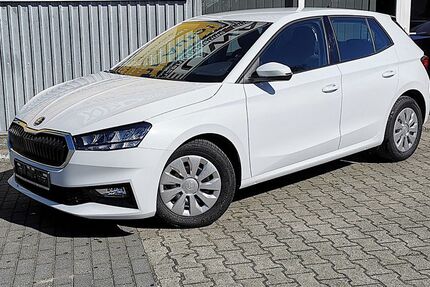 Skoda Fabia 10.500 km 17.490 &euro; Tätendorf 29576