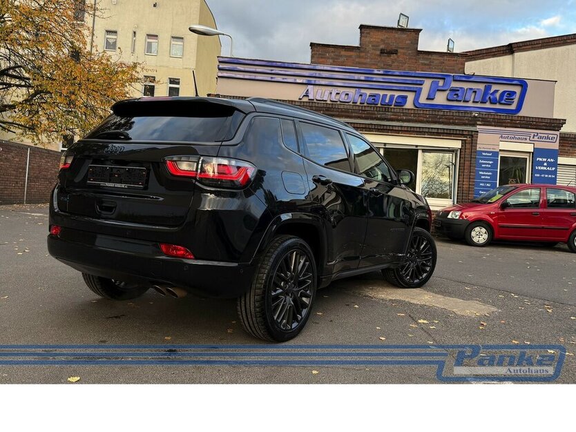 Jeep Compass S Plug-In Hybrid 4WD*Pano*Alpine*360°*CP 99.198 km 19.900 € Berlin 13187