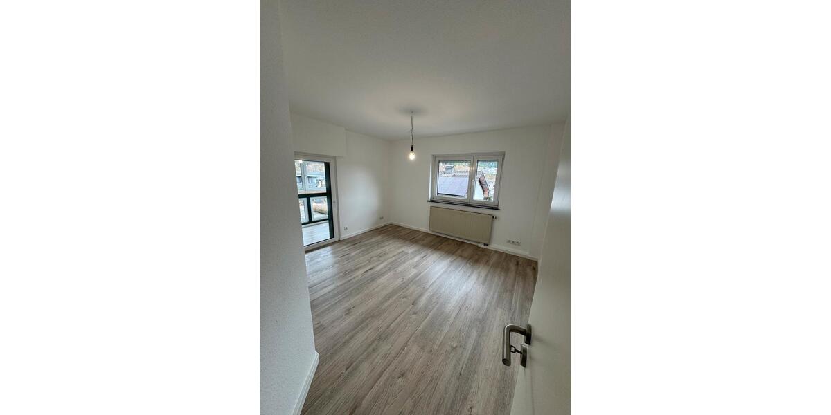 Einfamilienhaus Schleiden - 4 Zimmer, 124 m&sup2;, 1.200&euro; | Angebot:25871383