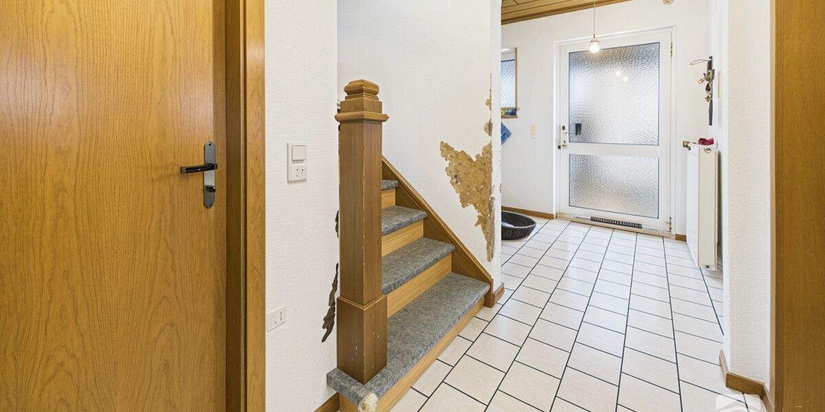 Einfamilienhaus Geilenkirchen - 6 Zimmer, 154 m&sup2;, 229.000&euro; | Angebot:25707378