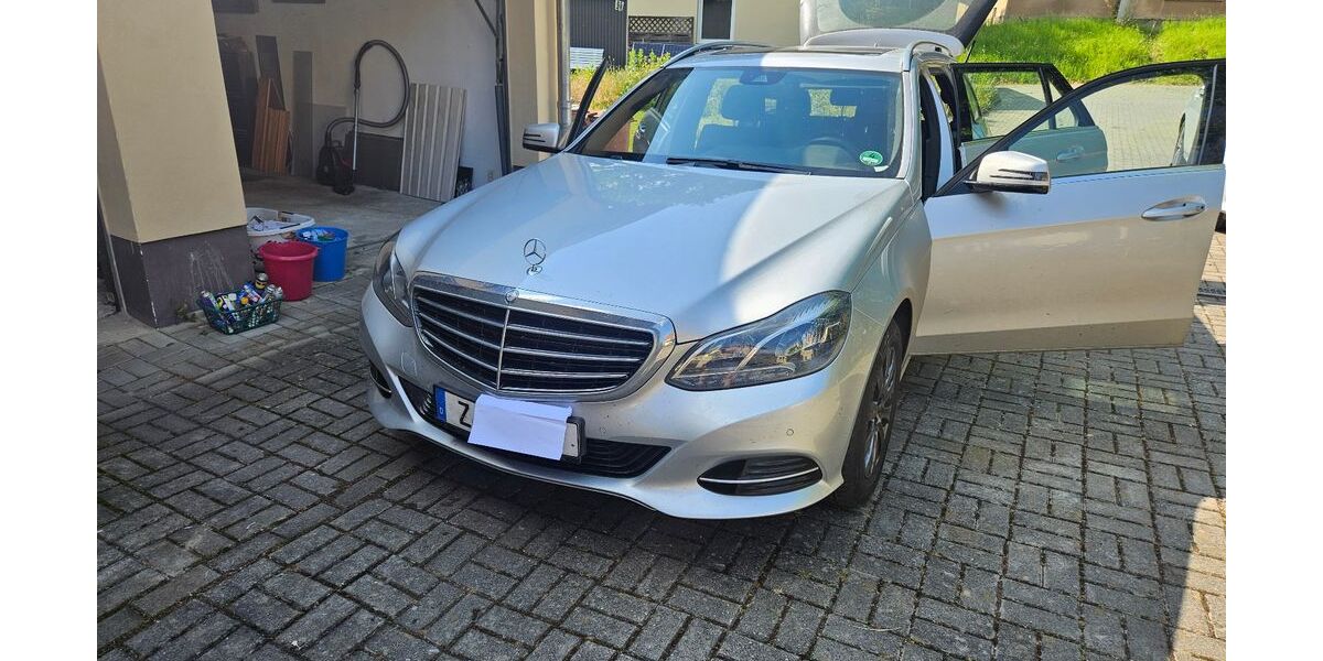 Mercedes-Benz E 220 125.000 km 14.900 &euro; Waldenburg 08396