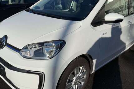 VW up! 30.243 km 12.390 &euro; Creglingen 97993