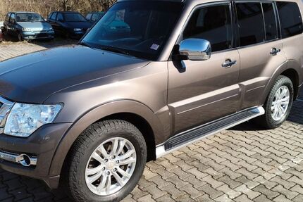Mitsubishi Pajero 140.000 km 27.500 &euro; Deggendorf 94469