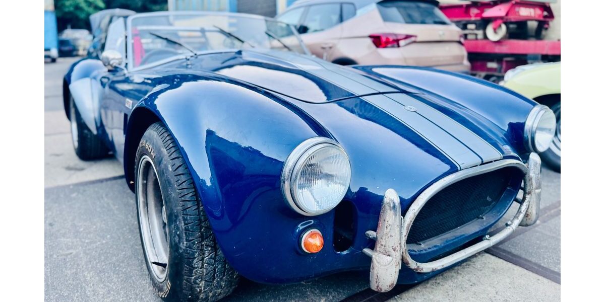 Cobra Andere 55.600 km 23.500 &euro; Essen 45127
