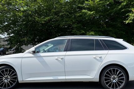 Skoda Superb 158.000 km 13.900 &euro; Oldenburg 26135