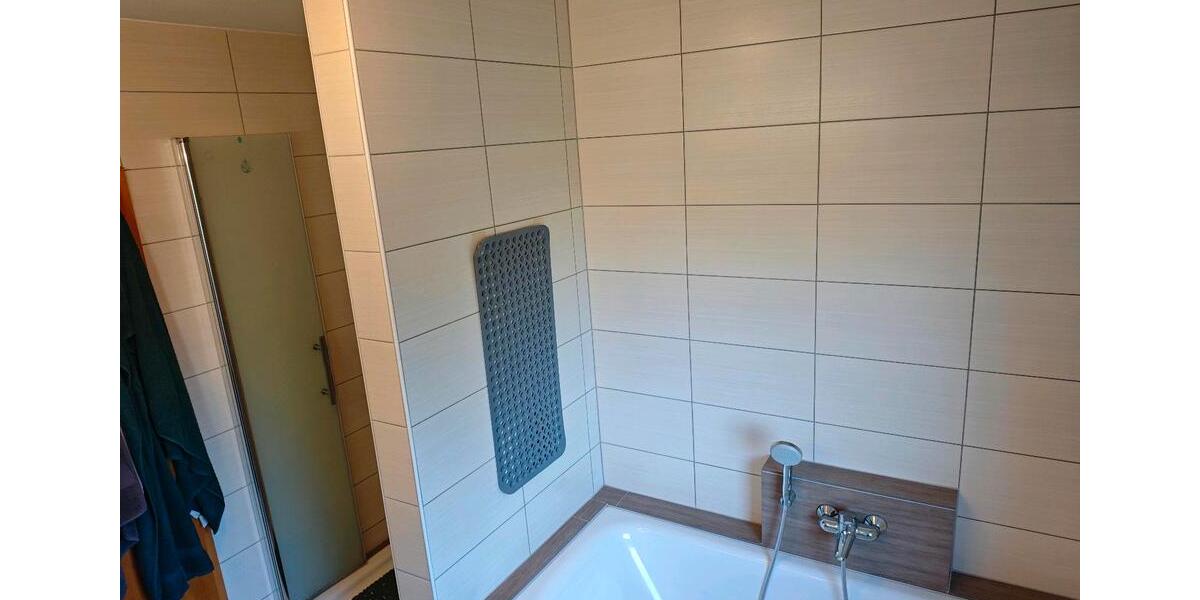 Erdgeschoßwohnung Friesenheim - 4 Zimmer, 99 m&sup2;, 330.000&euro; | Angebot:27096392