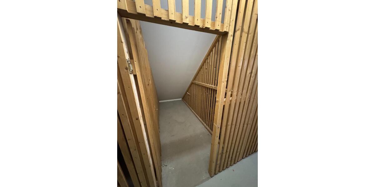 Dachgeschoßwohnung Marburg - 1 Zimmer, 22 m&sup2;, 380&euro; | Angebot:25269896