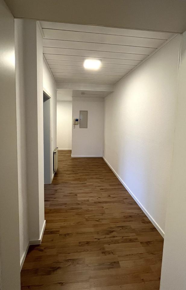 Oberhundem: 2-ZKB-Dachgeschosswohnung provisionsfrei zu vermieten (Terrasse mgl.) zimmer