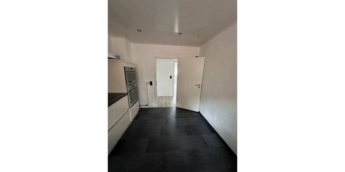 Erdgeschoßwohnung Kaiserslautern Einsiedlerhof - 3 Zimmer, 72 m&sup2;, 1.100&euro; | Angebot:25407952