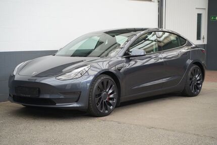 Tesla Model 3 69.870 km 29.950 &euro; Mönchengladbach 41236