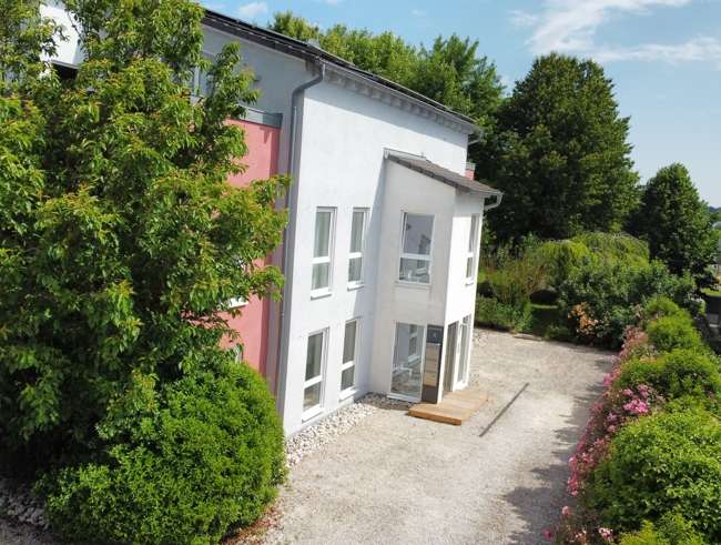 Haus zum Kaufen in Eppingen 849.000 € 517 m² 13 zimmer
