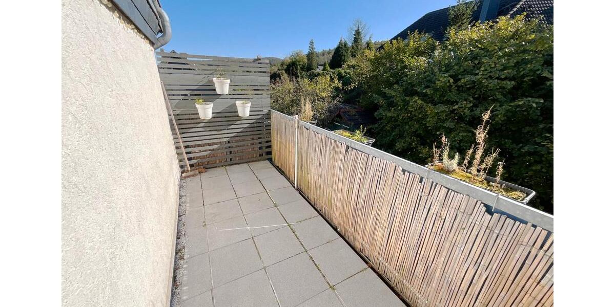 Dachgeschoßwohnung Iserlohn Grüne - 3 Zimmer, 82 m&sup2;, 179.000&euro; | Angebot:27449139