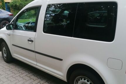 VW Caddy 148.000 km 11.099 &euro; Berlin 10243