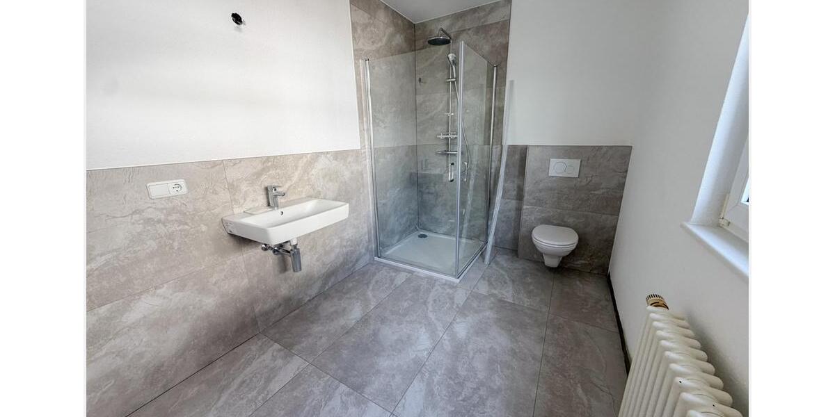 Etagenwohnung Mücke - 3.5 Zimmer, 110 m&sup2;, 1.100&euro; | Angebot:26233627