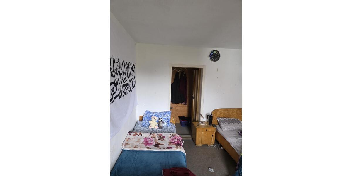 Einfamilienhaus Einbeck - 11 Zimmer, 253 m&sup2;, 1.200&euro; | Angebot:26500466